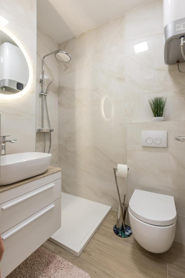 Mila Apartment Kastela Exterior photo